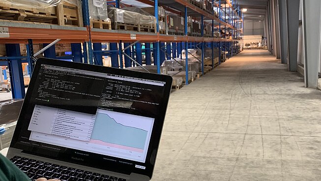 Einlagerung Ihrer Waren in unseren Lagerhallen